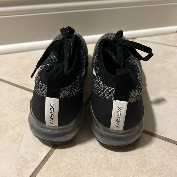 Nike vapormax flyknit - Picture 2 of 5